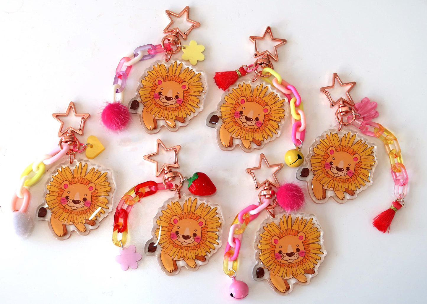 Dande-lion glitter acrylic keyring w/ charms