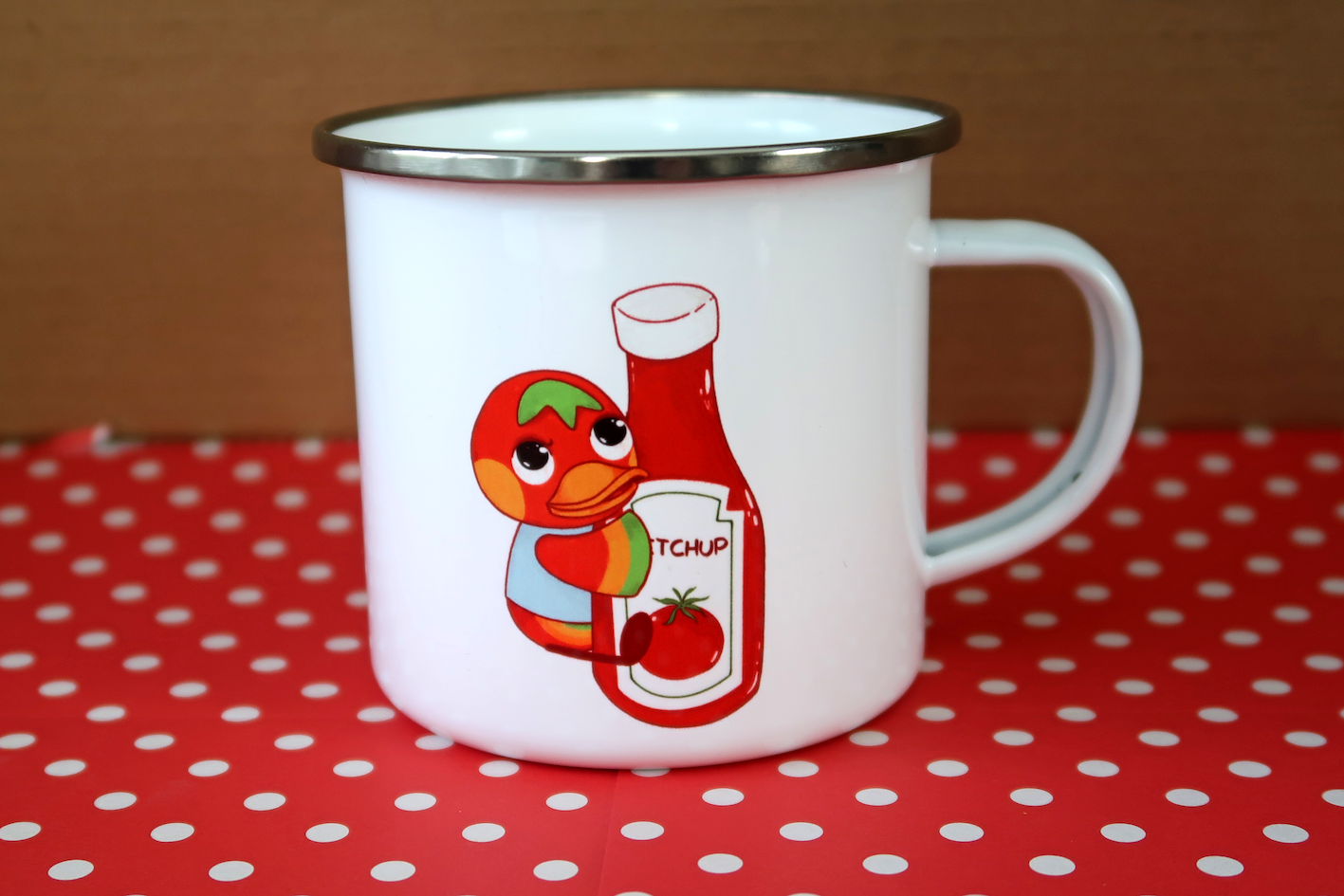 Ketchup Gift Box (1 enamel mug & 1 pair of socks)