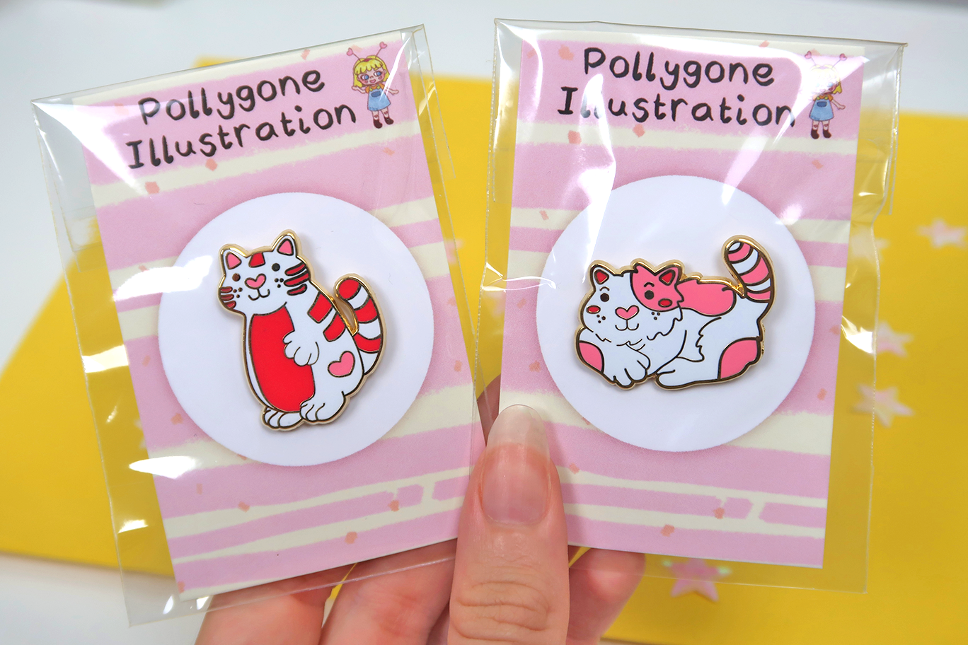 Enamel Love Heart Cat Pins Set ( 1 Sitting & 1 Standing Cat)