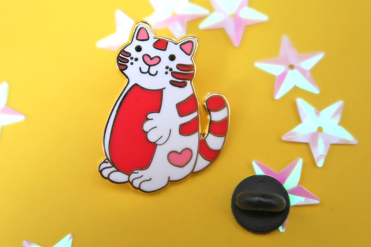 Standing Enamel Love Heart Cat Pin