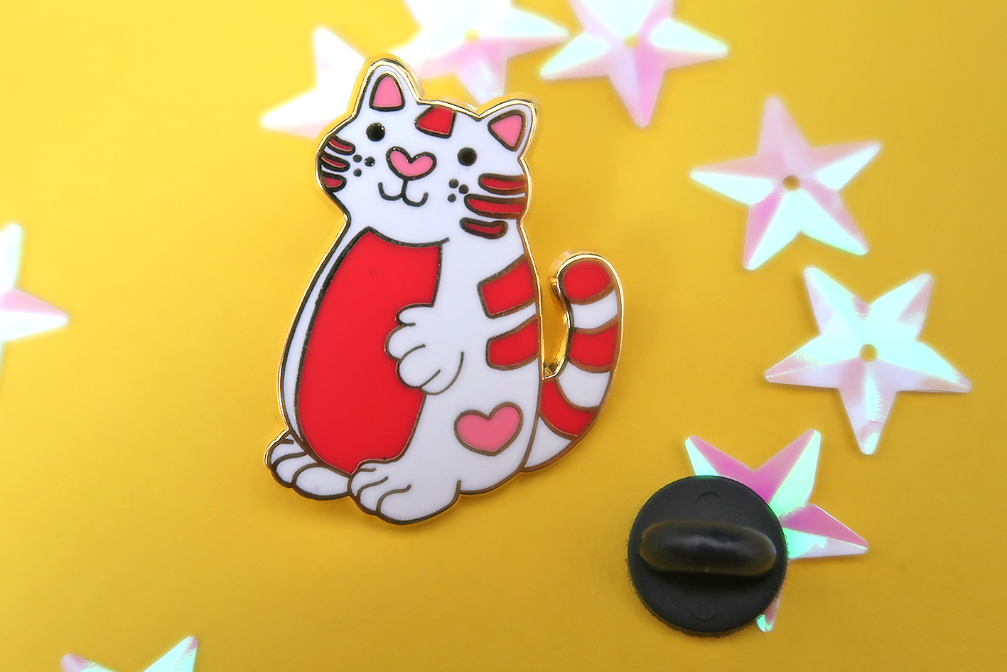 Enamel Love Heart Cat Pins Set ( 1 Sitting & 1 Standing Cat)